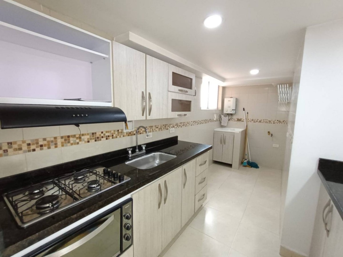 Apartamento en venta en Enciso, Medellín · foto 3 de 16