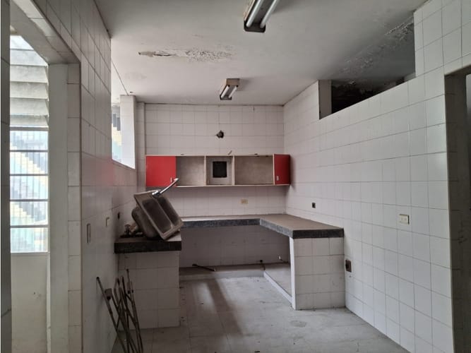 Casa de 10 alcobas en venta en Santa Teresita, Cali, 528 m² · foto 8 de 15