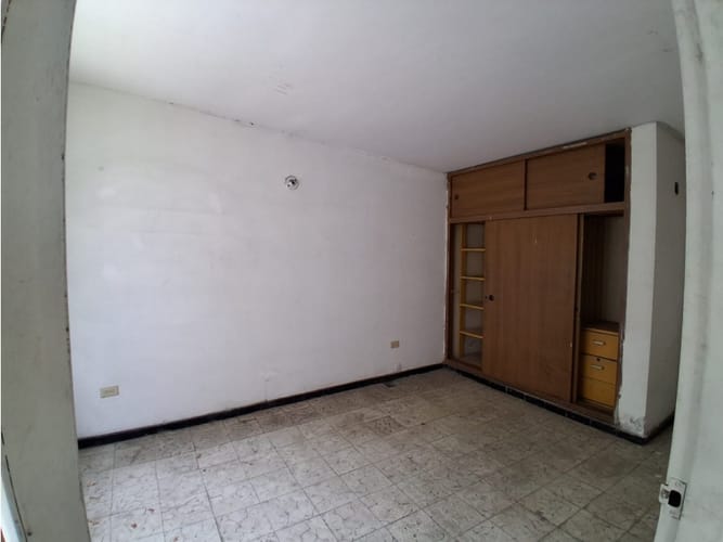 Casa de 10 alcobas en venta en Santa Teresita, Cali, 528 m² · foto 10 de 15