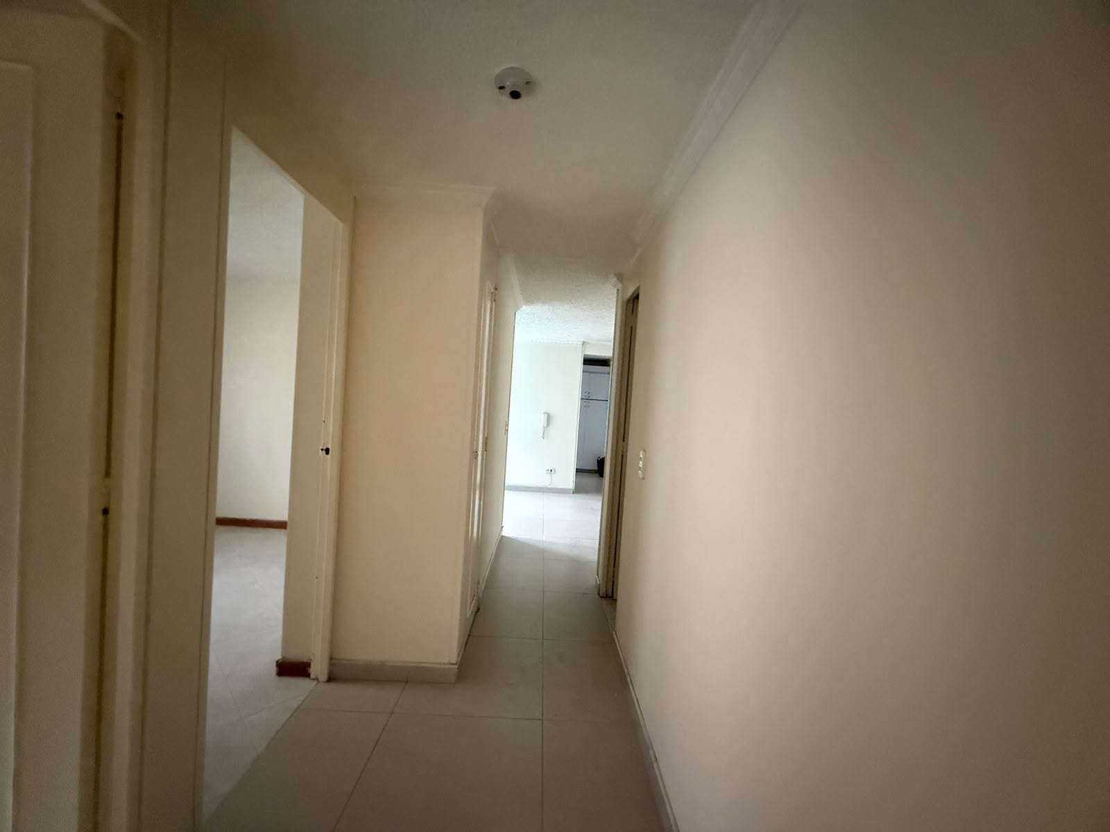 Apartamento en venta en Modelia, Bogotá · foto 3 de 16