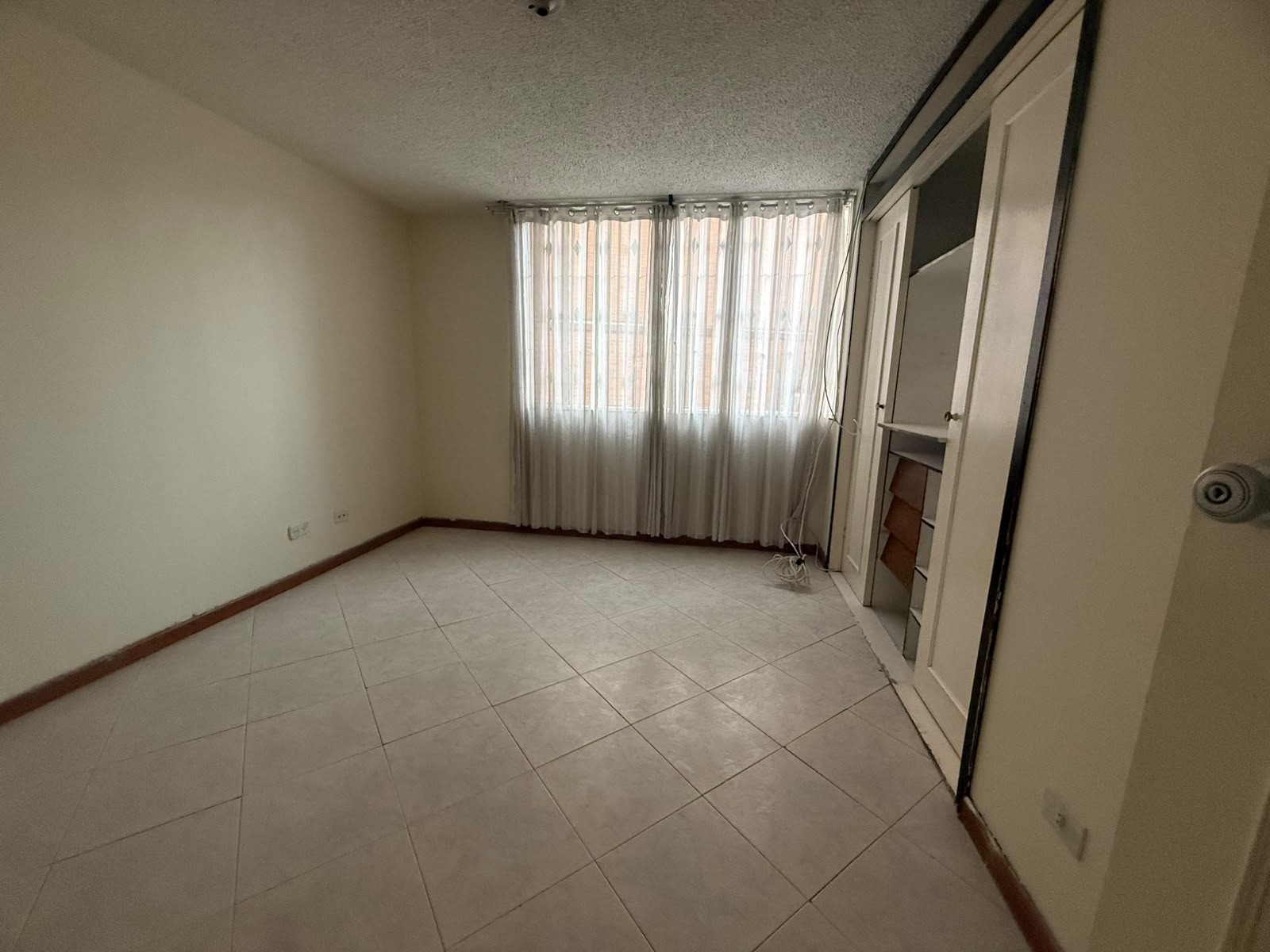 Apartamento en venta en Modelia, Bogotá · foto 10 de 16