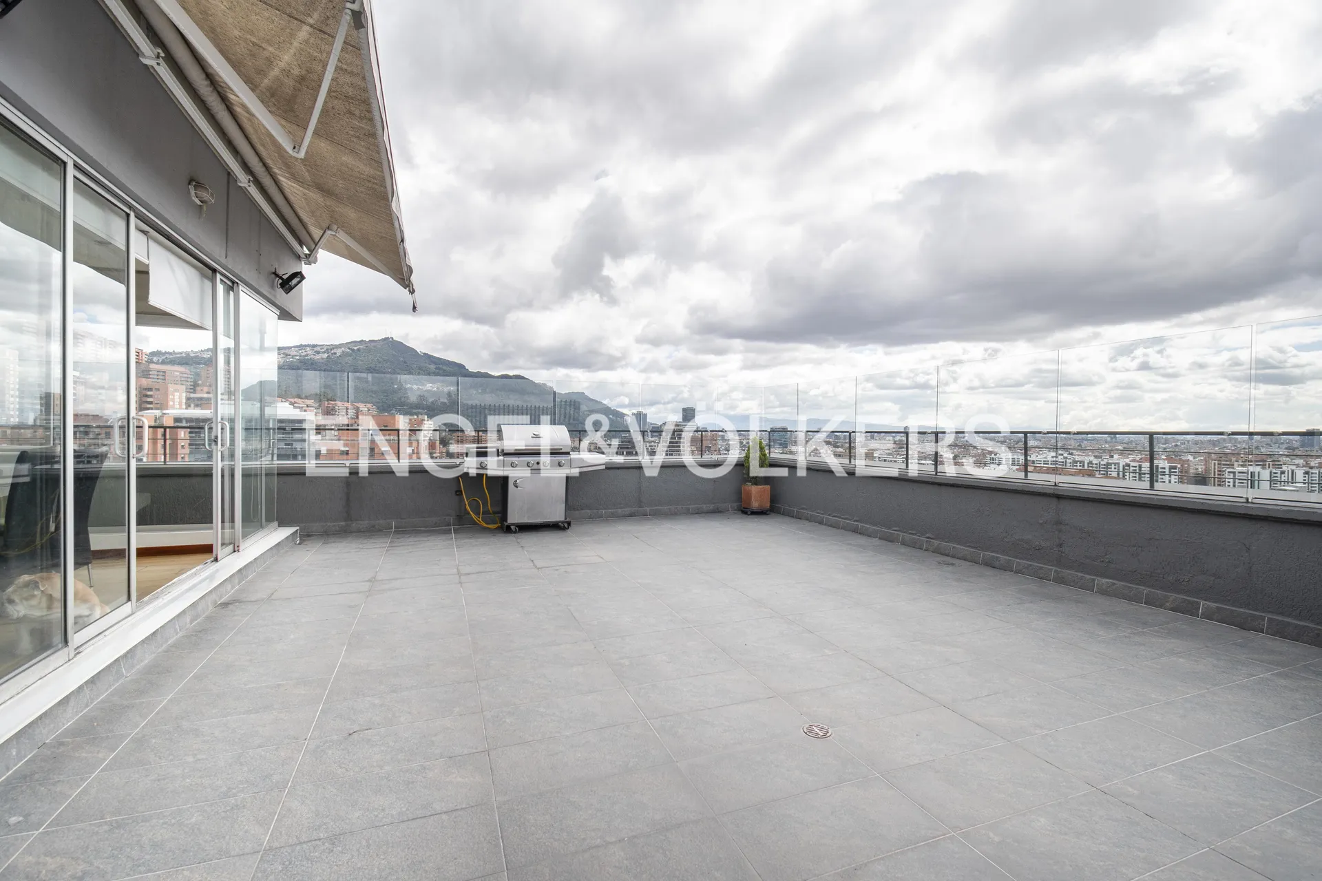 Apartamento en venta en Bella Suiza, Bogotá · foto 3 de 19