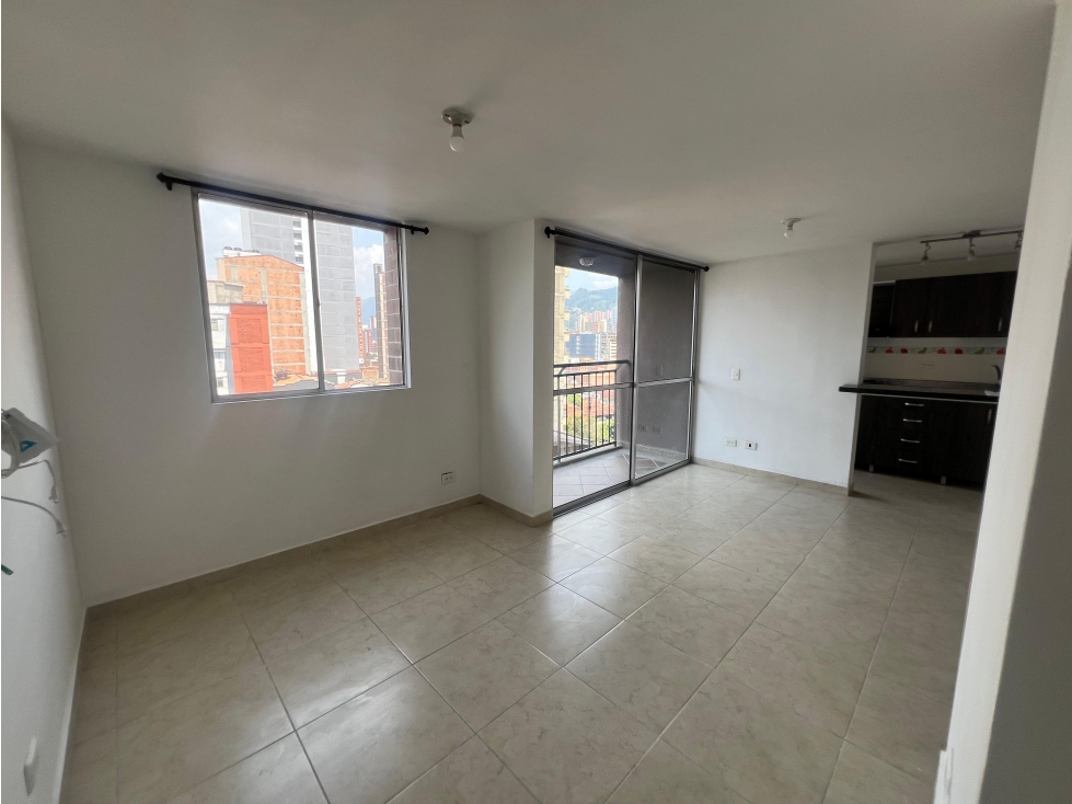 Apartamento en venta en Monteazul, Sabaneta · foto 3 de 13