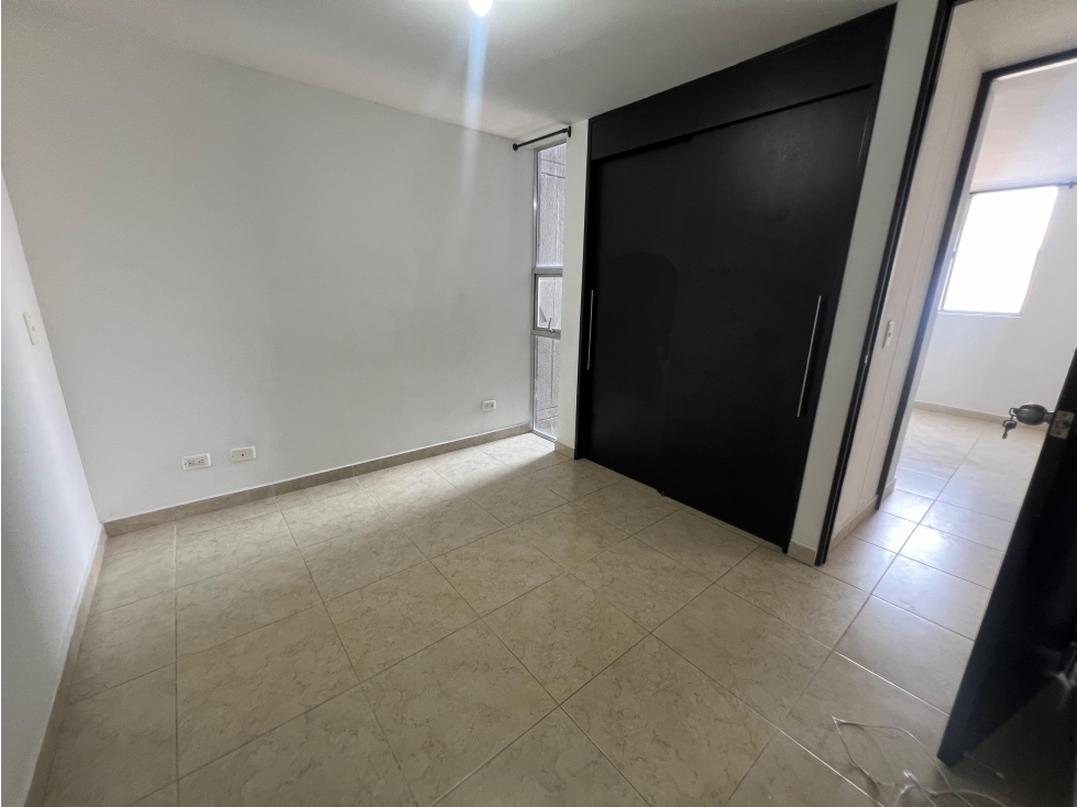 Apartamento en venta en Monteazul, Sabaneta · foto 7 de 13