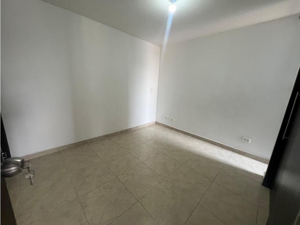 Apartamento en venta en Monteazul, Sabaneta · foto 9 de 13
