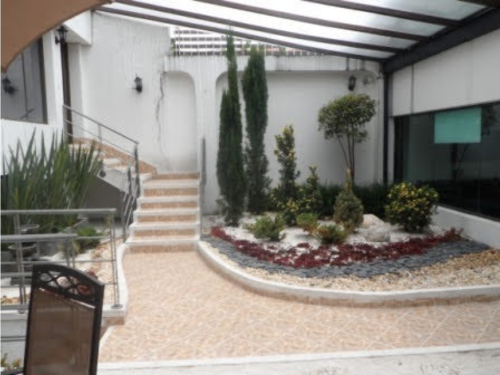 Casa en venta en Santa Paula, Bogotá · foto 3 de 23