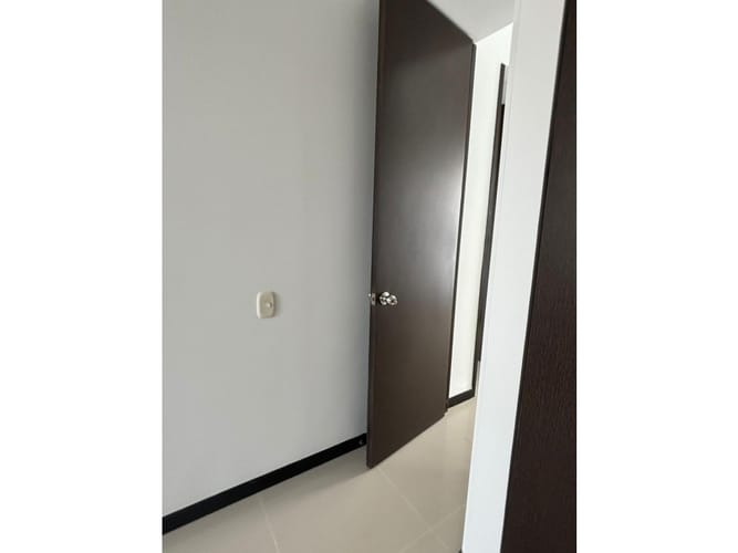 Casa de 4 alcobas en venta en El Castillo, Jamundí, 137 m² · foto 7 de 24