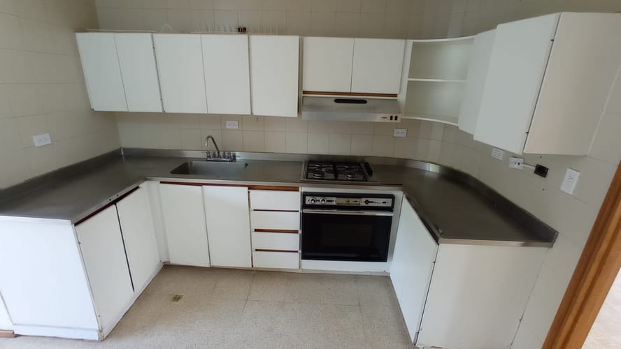 Oficina en arriendo en La Aguacatala, Medellín, 170 m² · foto 4 de 15