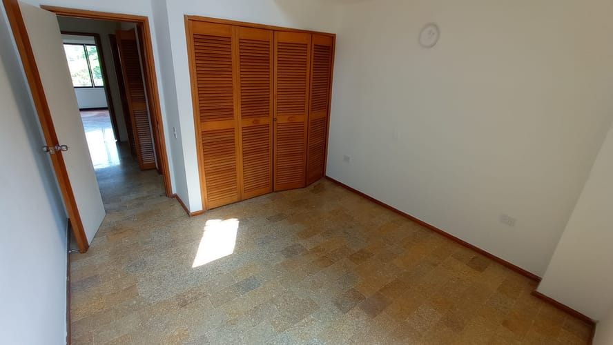 Oficina en arriendo en La Aguacatala, Medellín, 170 m² · foto 5 de 15