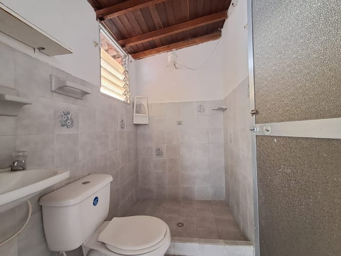 Casa de 9 alcobas en venta en La Milagrosa, Medellín, 350 m² · foto 17 de 24