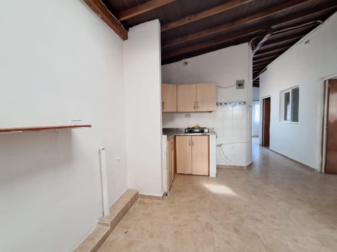 Casa de 9 alcobas en venta en La Milagrosa, Medellín, 350 m² · foto 19 de 24