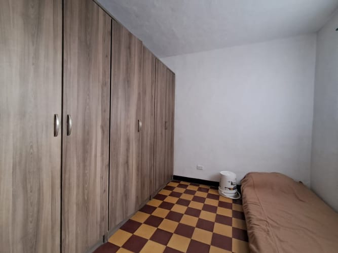 Casa de 9 alcobas en venta en La Milagrosa, Medellín, 350 m² · foto 21 de 24