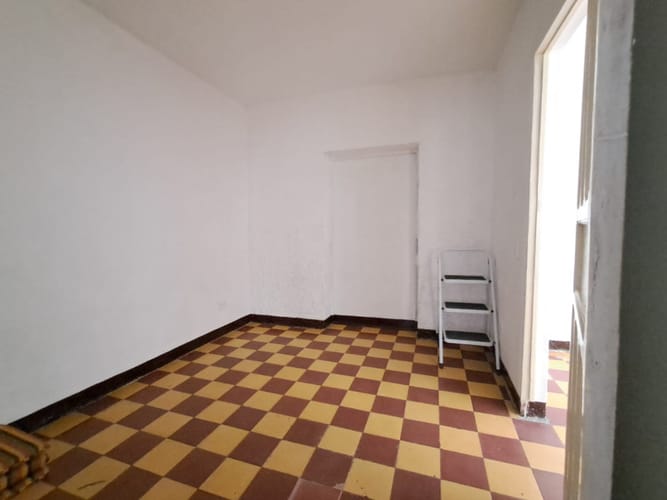 Casa de 9 alcobas en venta en La Milagrosa, Medellín, 350 m² · foto 23 de 24