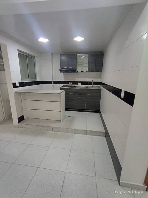 Apartamento de 3 alcobas en arriendo en Ponderosa, Bogotá, 84 m² · foto 2 de 14