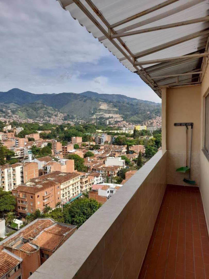 Apartamento en venta en Santa Mónica, Medellín · foto 7 de 12