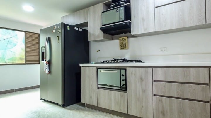 Apartamento de 3 alcobas en arriendo en El Poblado, Medellín, 147 m² · foto 12 de 16