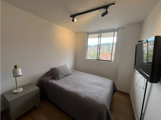 Apartamento de 2 alcobas en arriendo en Provenza, Medellín, 72 m² · foto 9 de 15
