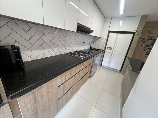 Apartamento de 2 alcobas en arriendo en Provenza, Medellín, 72 m² · foto 6 de 15