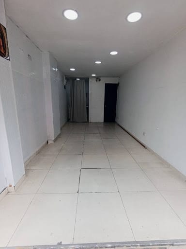 Local en arriendo en Bellavista, Bello, 35 m² · foto 3 de 8