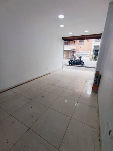 Local en arriendo en Bellavista, Bello, 35 m² · foto 6 de 8