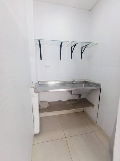 Local en arriendo en Bellavista, Bello, 35 m² · foto 7 de 8