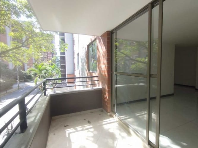 Apartamento de 3 alcobas en arriendo en Cd San Lucas, Envigado, 90 m² · foto 5 de 14