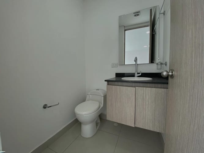 Oficina en venta en Mayorca, Sabaneta, 36 m² · foto 4 de 5