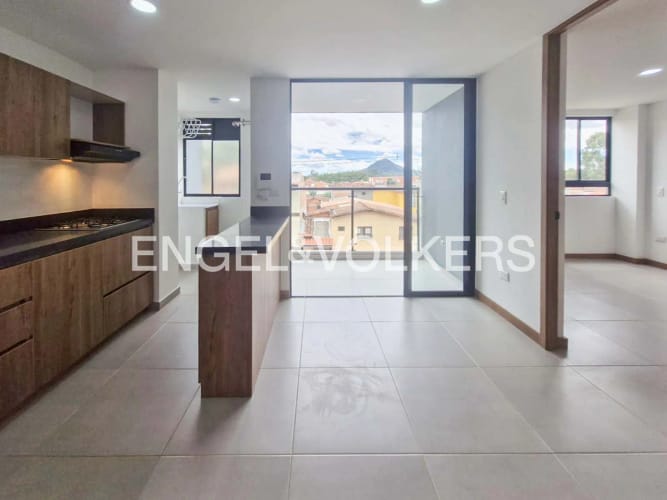 Apartamento de 1 alcoba en venta en La Ceja, 47 m² · foto 2 de 8