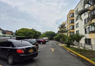 Apartamento de 3 alcobas en venta en Ciudad Capri, Cali, 62 m² · foto 9 de 10