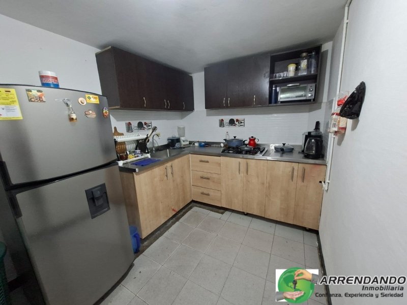 Apartamento en venta en Zona Industrial No. 1, Itagüí · foto 5 de 11