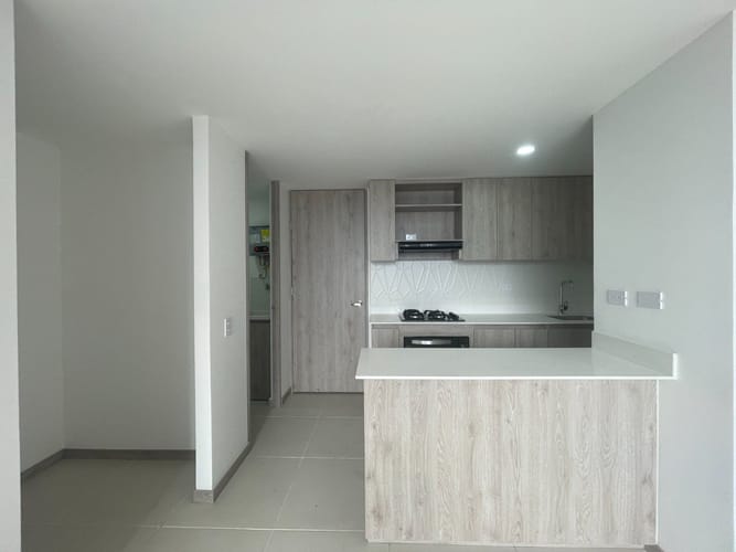 Apartamento de 2 alcobas en venta en Simon Bolivar, Envigado, 61 m² · foto 2 de 17