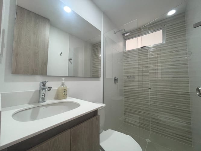 Apartamento de 2 alcobas en venta en Simon Bolivar, Envigado, 61 m² · foto 15 de 17