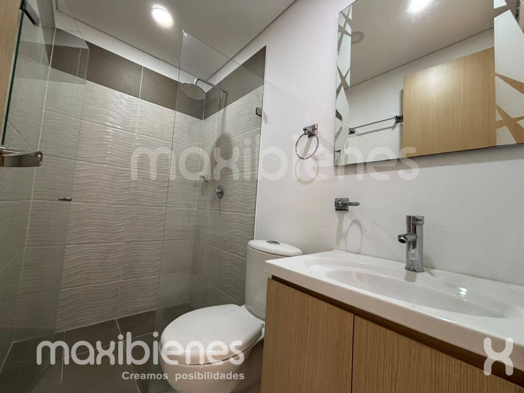 Apartamento en arriendo en Fatima, Envigado · foto 8 de 10
