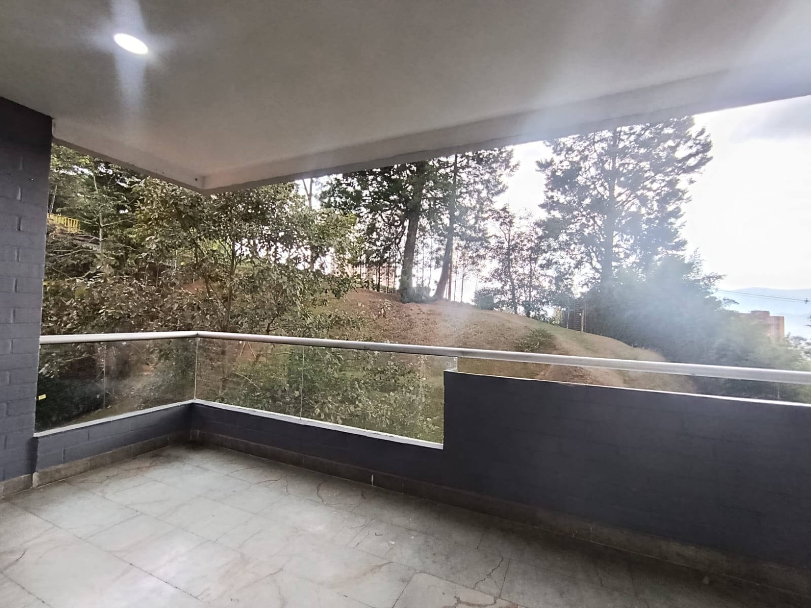 Apartamento en arriendo en El Poblado, Medellín · foto 2 de 20