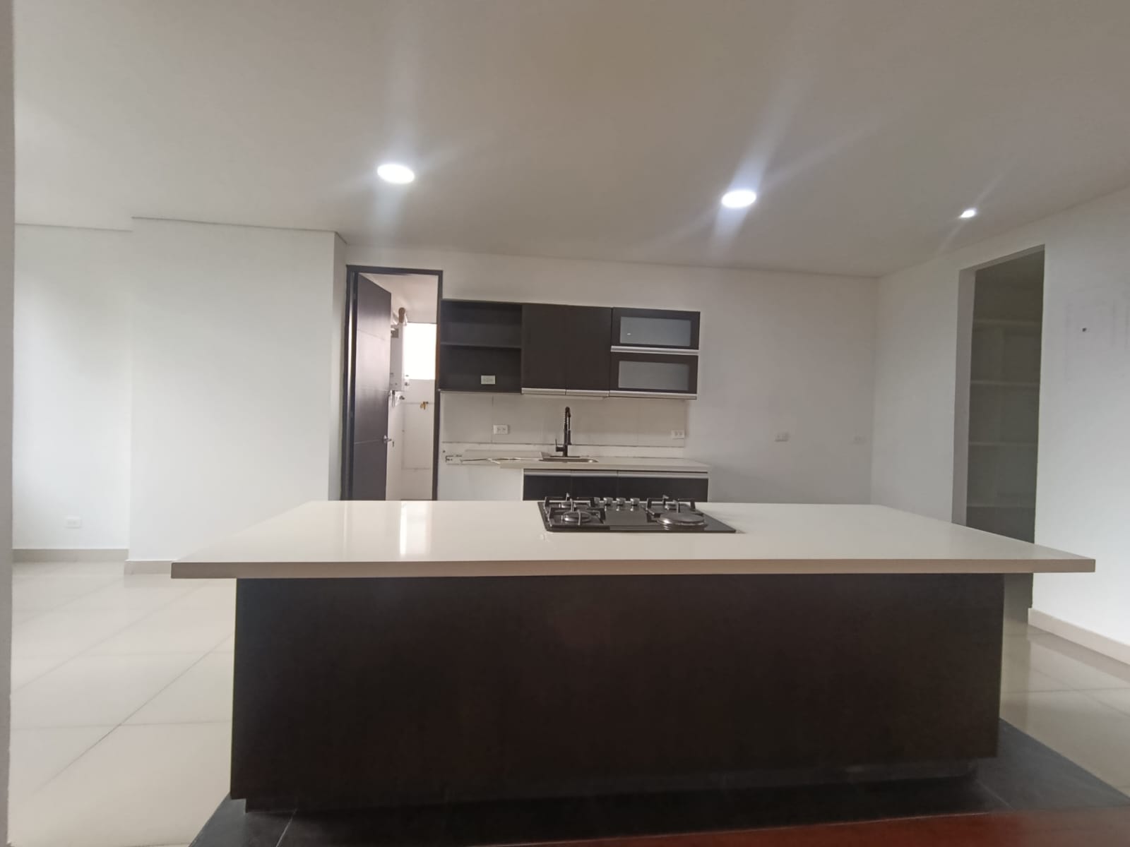Apartamento en arriendo en El Poblado, Medellín · foto 6 de 20
