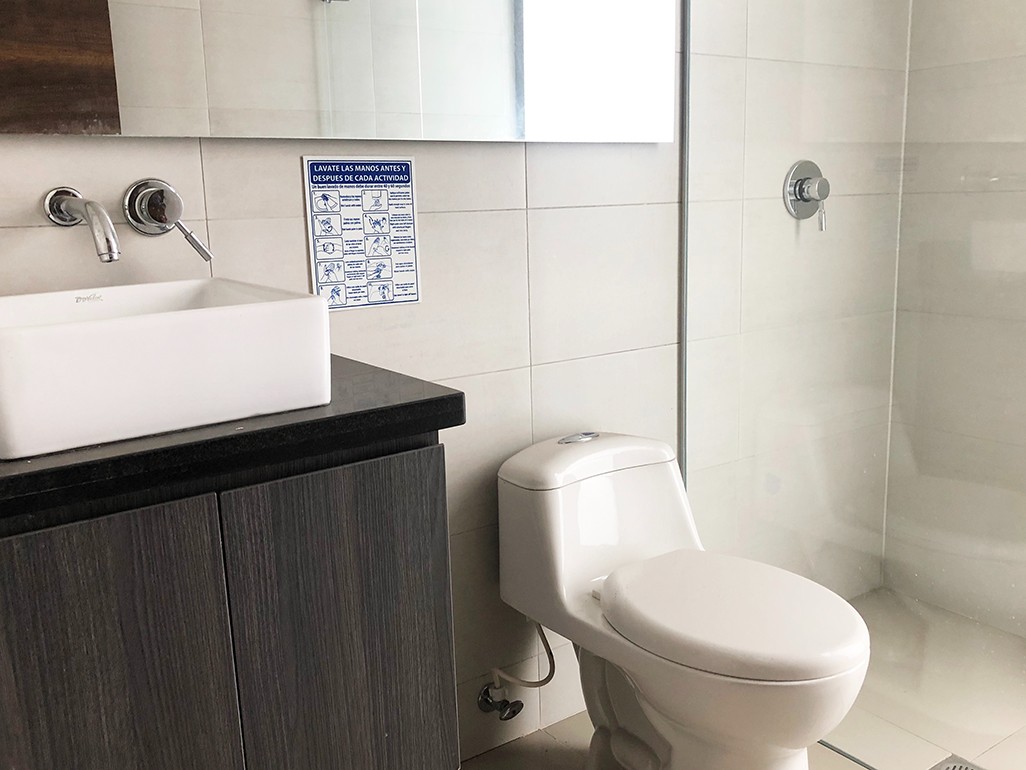 1BR Office in La Florida (193 m²) for Sale - 3