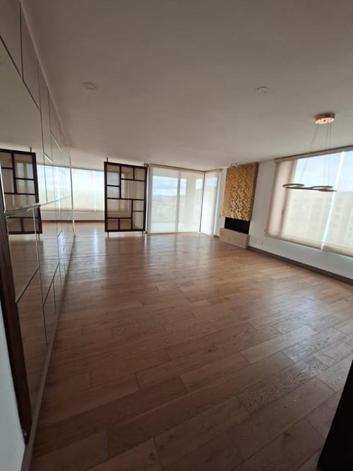 Apartamento de 3 alcobas en venta en Ciudad Salitre, Bogotá, 170 m² · foto 3 de 22