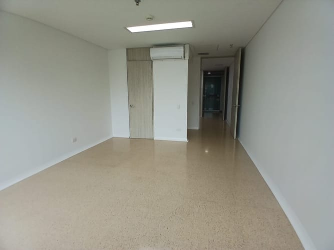 Consultorio en arriendo en Las Vegas, Envigado, 36 m² · foto 2 de 9