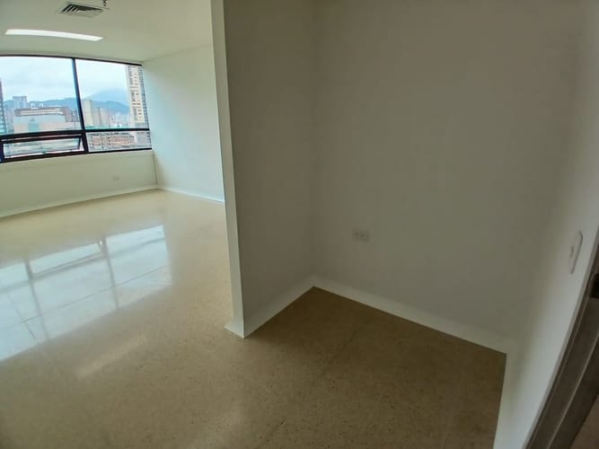 Consultorio en arriendo en Las Vegas, Envigado, 36 m² · foto 5 de 9