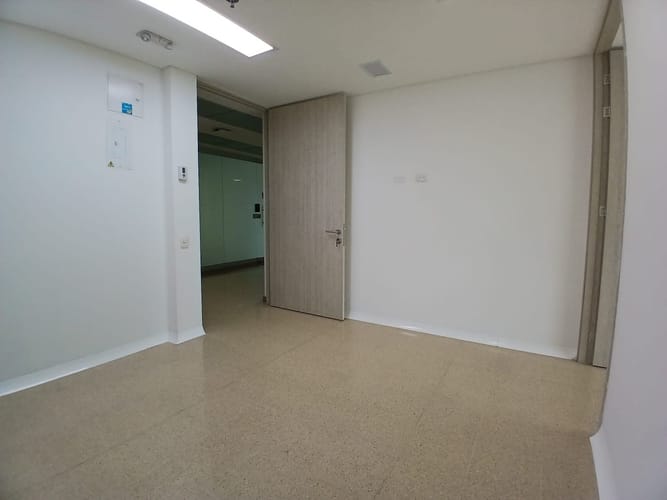 Consultorio en arriendo en Las Vegas, Envigado, 36 m² · foto 6 de 9