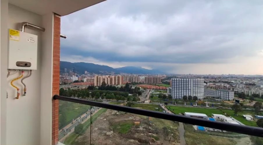 Apartamento de 2 alcobas en venta en La Salle, Bogotá, 68 m² · foto 3 de 16