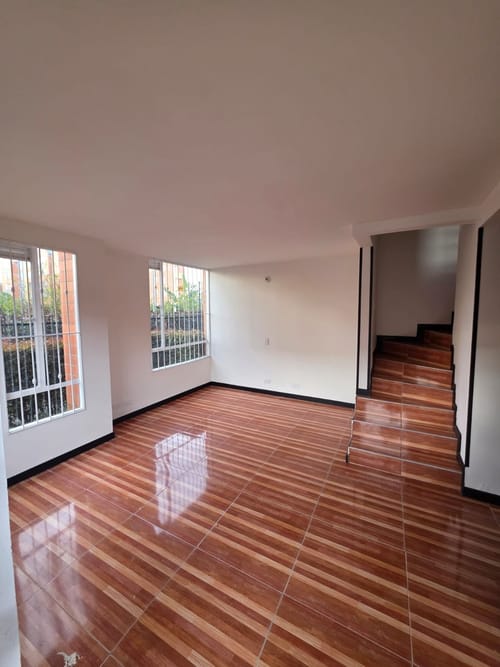Casa de 3 alcobas en venta en Siete Trojes, Funza, 85 m² · foto 2 de 16