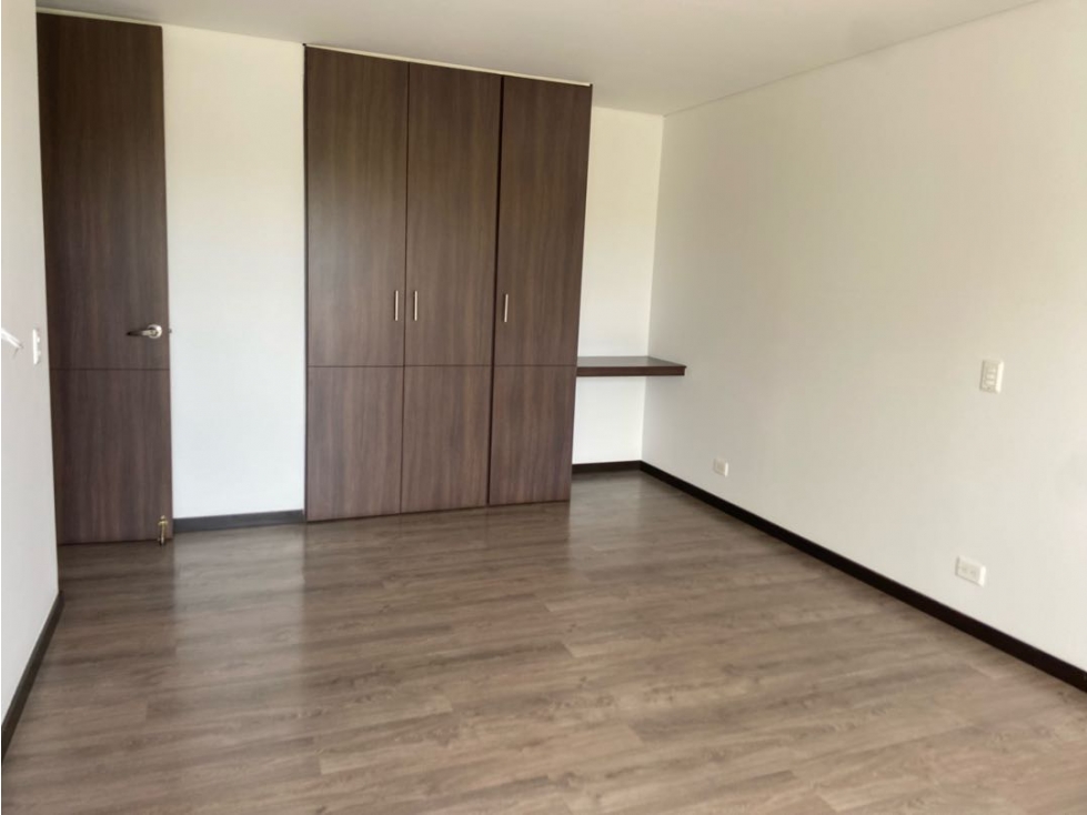 Apartamento en arriendo en Llano Grande, Rionegro · foto 10 de 12