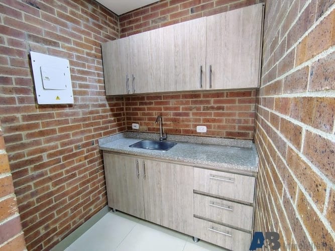 Oficina en arriendo en Castropol, Medellín, 136 m² · foto 16 de 16
