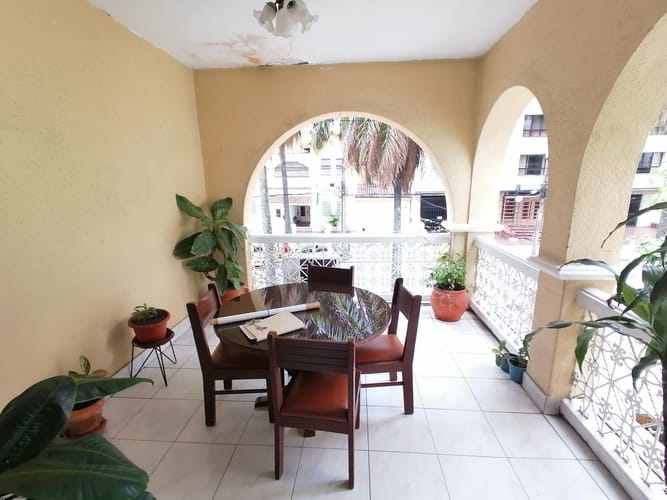 Casa de 18 alcobas en venta en Versalles, Cali, 433 m² · foto 14 de 24