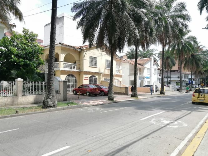 Casa de 18 alcobas en venta en Versalles, Cali, 433 m² · foto 16 de 24