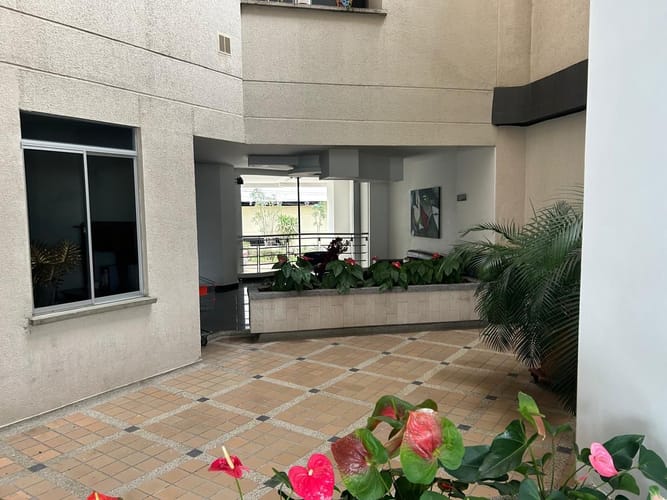 Apartamento de 3 alcobas en venta en Cabecera Del Llano, Bucaramanga, 99 m² · foto 8 de 24