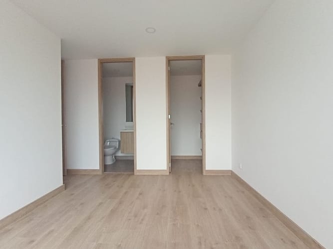 Apartamento de 3 alcobas en venta en Laureles, Medellín, 84 m² · foto 8 de 16