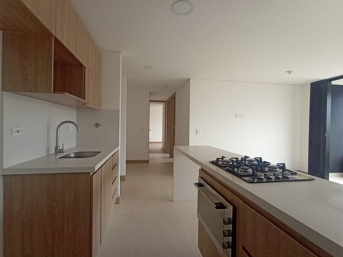 Apartamento de 3 alcobas en venta en Laureles, Medellín, 84 m² · foto 14 de 16