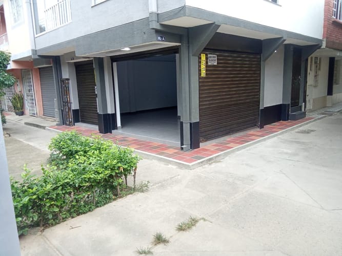 Local en arriendo en Brisas Del Campo, Girón, 80 m² · foto 3 de 14